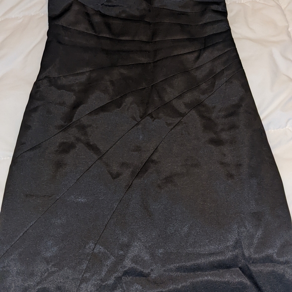 LBD - Picture 3 of 3